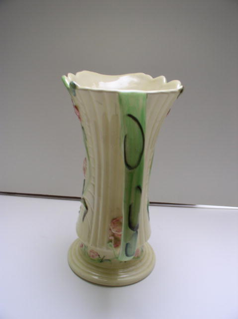 Shorter and Son Daffodil Pitcher
