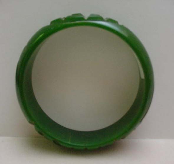 Bakelite Vintage Green Carved Bangle Bracelet