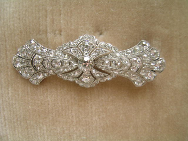 English Edwardian Diamond/platinum Brooch
