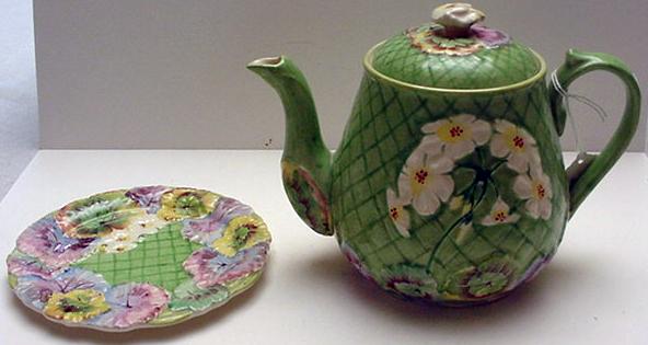 Royal Winton Gera Teapot with Underplate