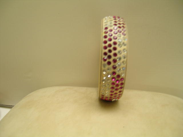 Celluloid Deco Red and White Bangle