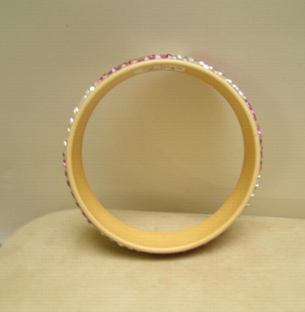 Celluloid Deco Red and White Bangle