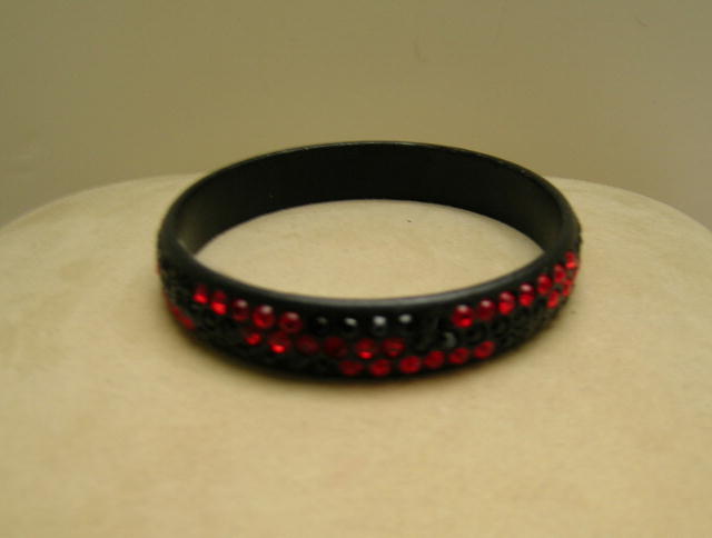 Celluloid vintage Black and Red /deco Bangle