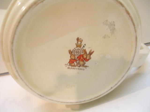 Royal Doulton intage Bunnykins Teapot