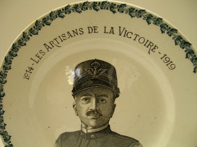 Commemmorative Deneral Diaz:Artisans De La