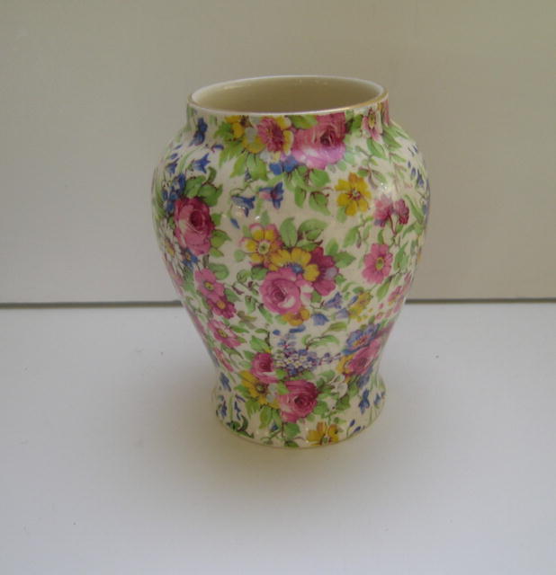 Royal Winton Vintage Summertime Vase