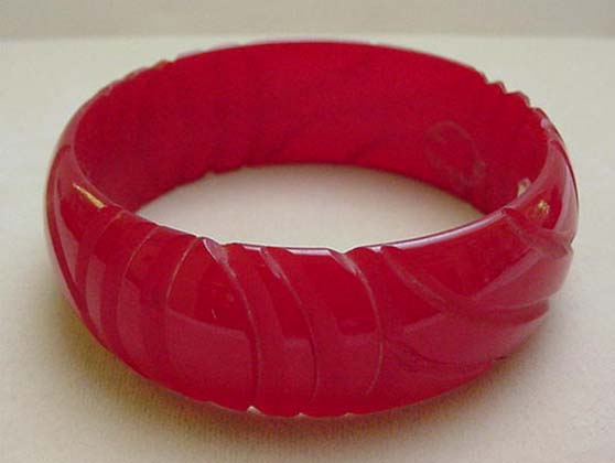 Bakelite Dark Red Carved Bangle
