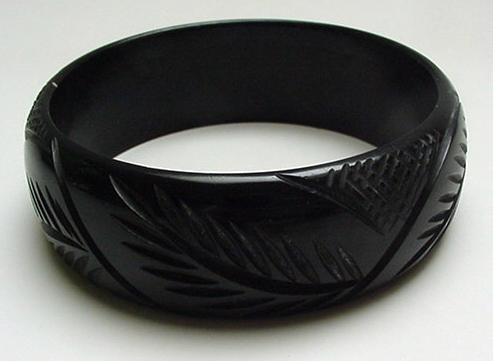 Bakelite Black Carved Leaf Bangle