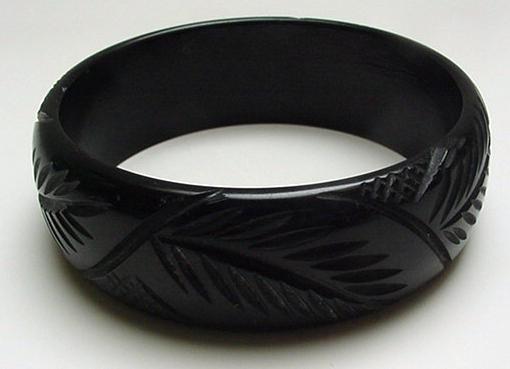 Bakelite Black Carved Leaf Bangle