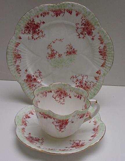Wileman Dainty Trailing Violets Print Trio