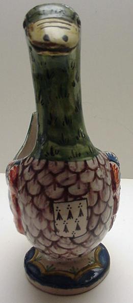Quimper: Grand Maison Goose Vase