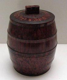 Bakelite Vintage Tobacco Barrel Humidor