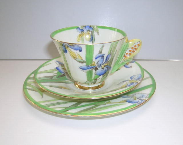 Royal Doulton Bone China Flower Handle Iris