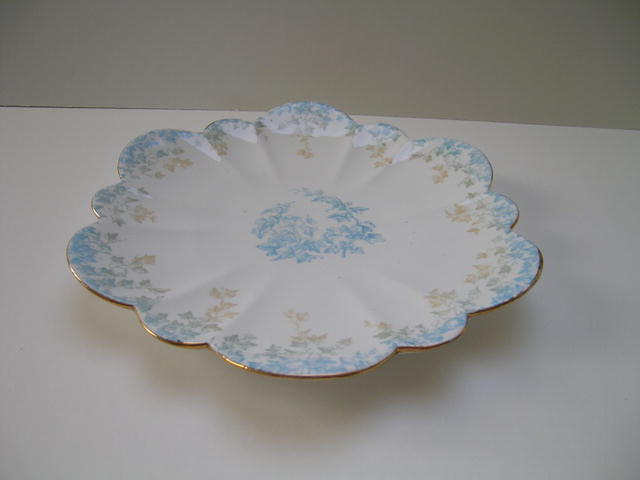 Wileman Bone China Empire Ivy Cakeplate