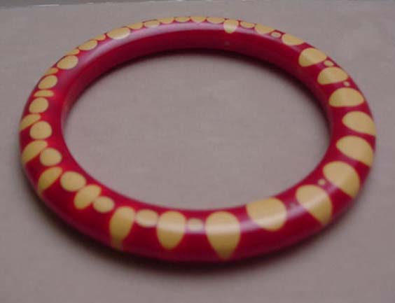 Bakelite Vintage Red dot Injected Bangle