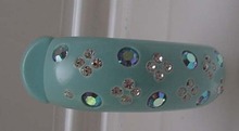 Lucite Weiss Blue hinged Bangle with Rhinestones