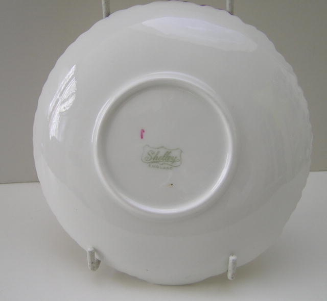 Shelley Large Oyster Plate Archway of Roses