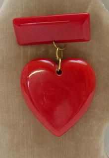 Bakelite Vintage Heart Brooch