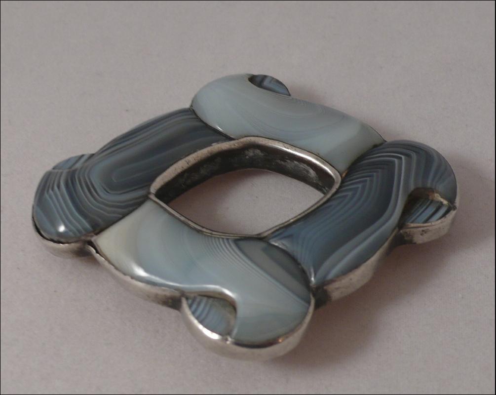 Victorian Scottish Agate Brooch