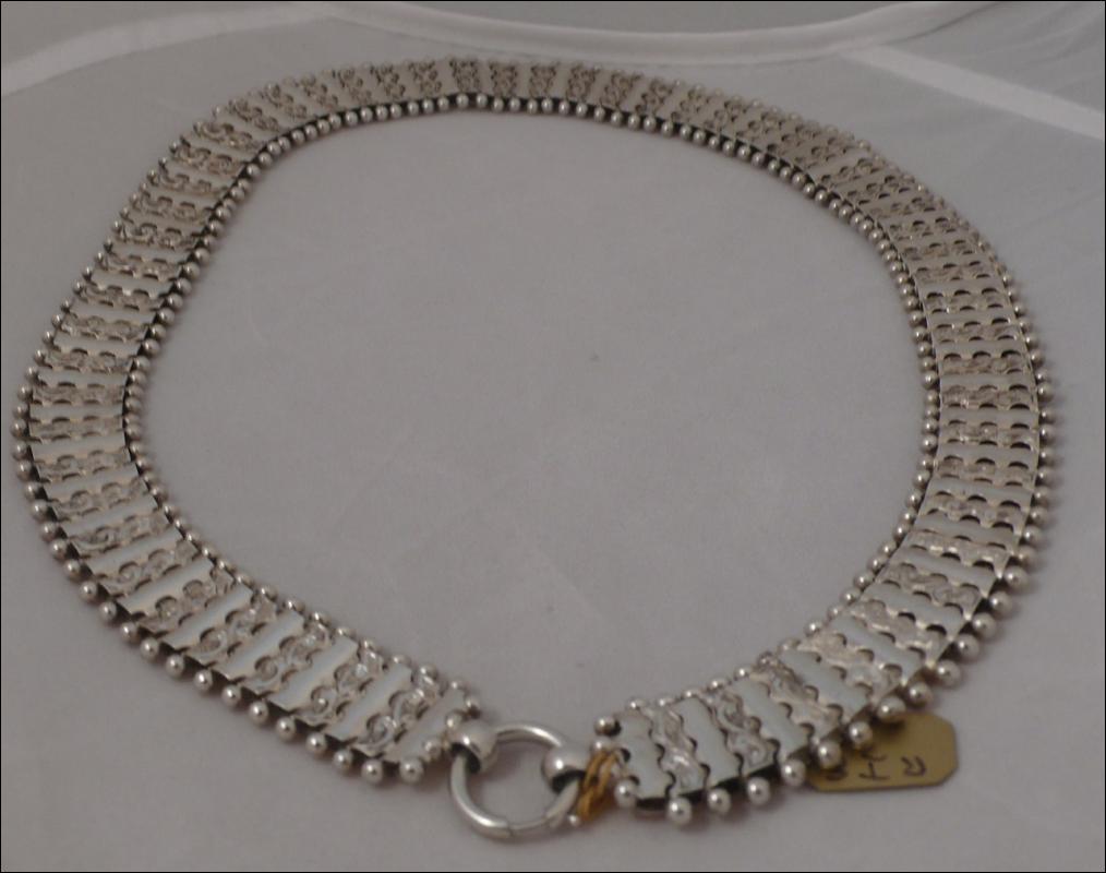 Victorian Sterling Silver Collar