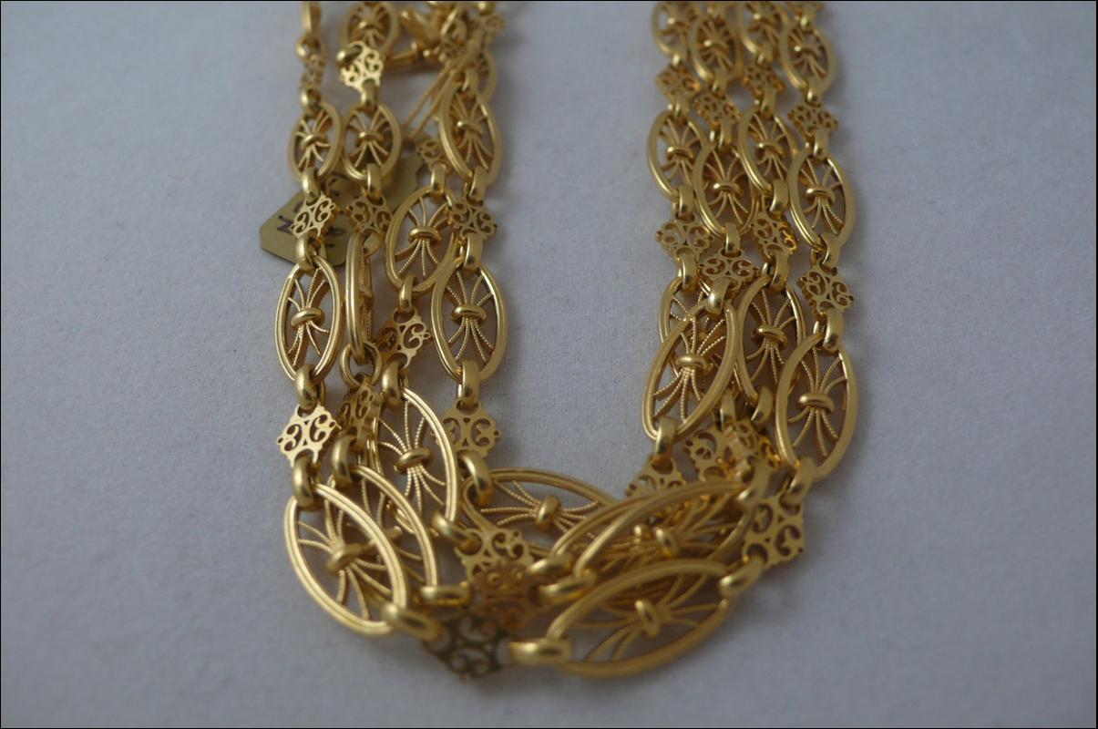 Victorian 18KT Gold Longguard