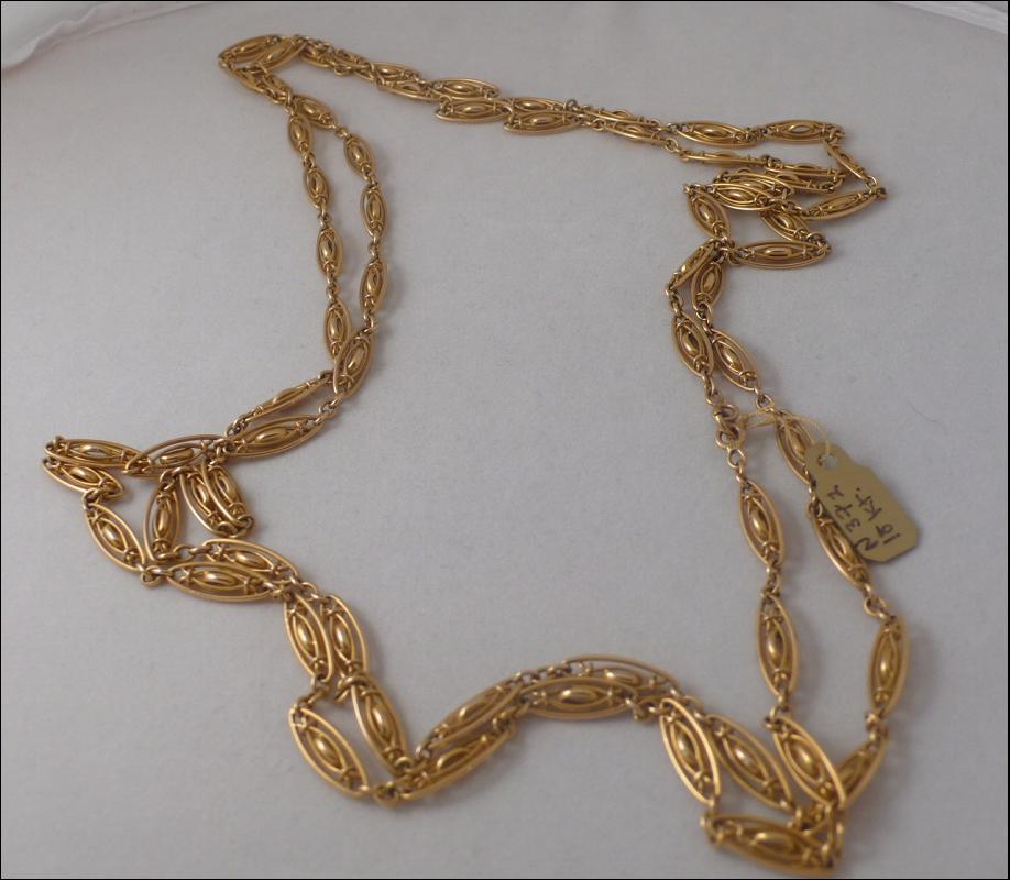 Victorian 18 KT. Gold Longguard Chain