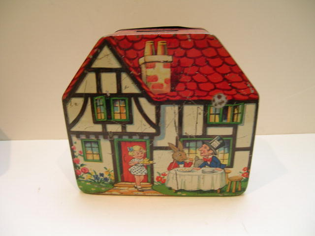MacFarlane Lang & Co. Wonderland Cottage
