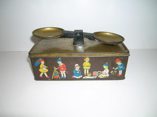 Crawford and Sons Biscuit Scales tin
