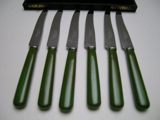 Bakelite green fruit knives in original box