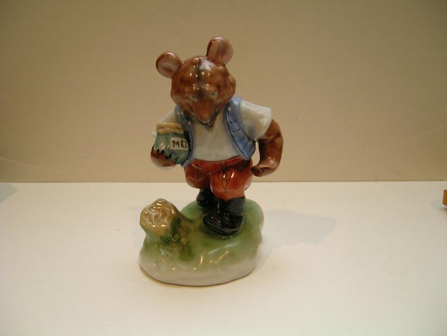Herend Bear Figure with Honey Pot