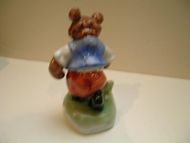 Herend Bear Figure with Honey Pot
