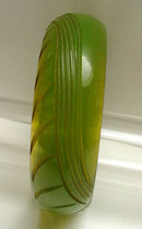 Bakelite Applejuice Green Carved Bangle