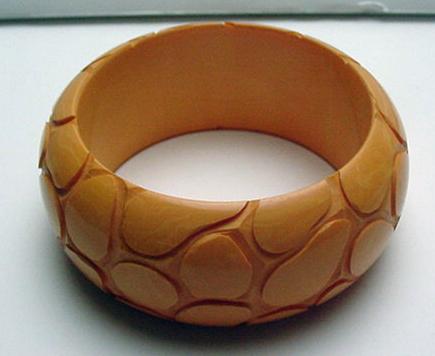 Bakelite Large Taffy Colored Paving Stone