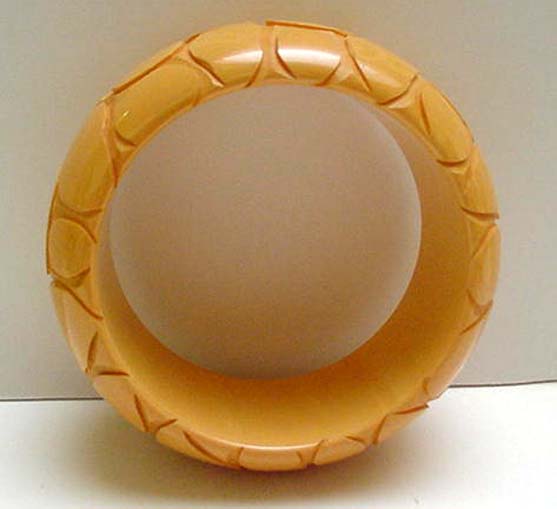 Bakelite Large Taffy Colored Paving Stone