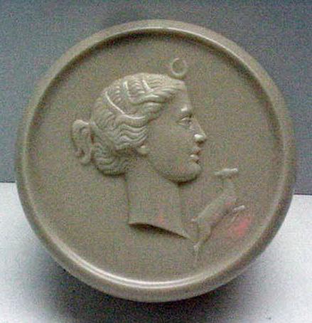 Bakelite Powder Box with Cameo Image