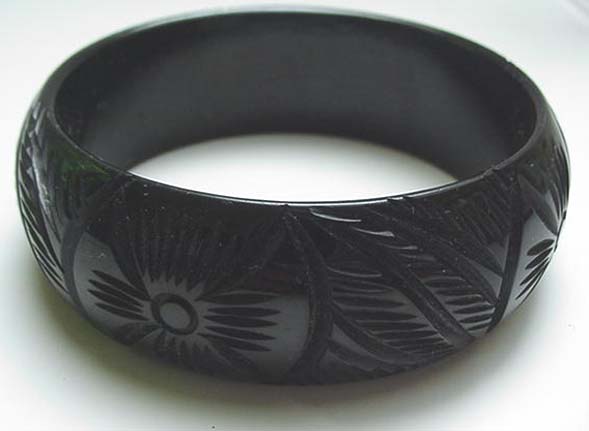 Bakelite Carved Black Bangle Bracelet