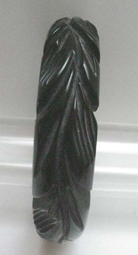 Bakelite Dark Green Deeply Carved Leaves