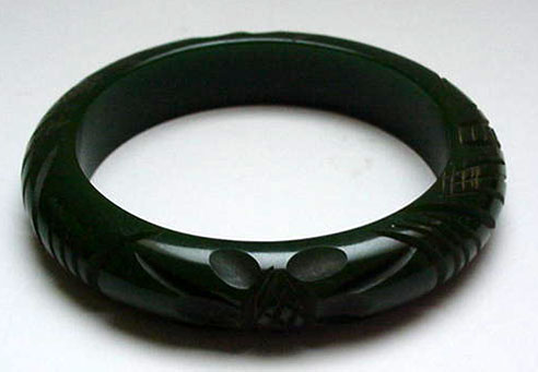 Bakelite Vintage Dark Green Carved Bangle Bracelet