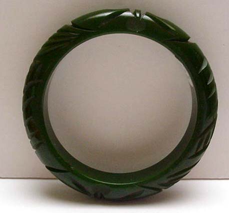 Bakelite Dark Green Vintage Deeply Carved Bangle Bracelet