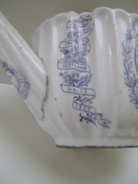 Queen Victoria's Jubilee Royal Leamington Spa Teapot
