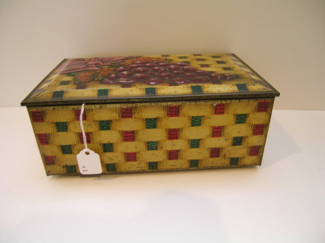Jacob & Co. English Biscuit Vintage Tin