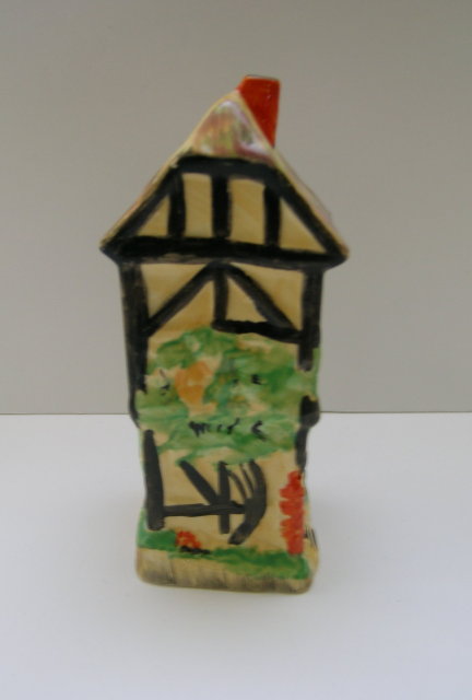 Royal Winton Cottageware Olde England Sugar Shaker