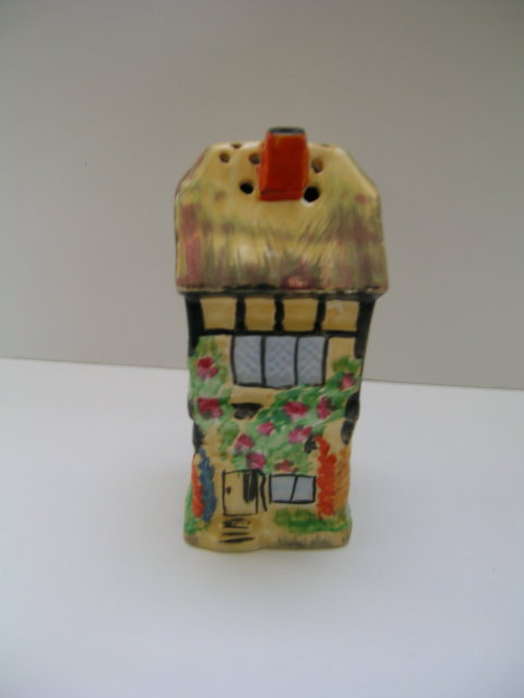 Royal Winton Cottageware Olde England Sugar Shaker