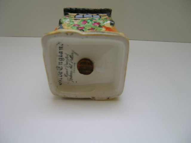 Royal Winton Cottageware Olde England Sugar Shaker