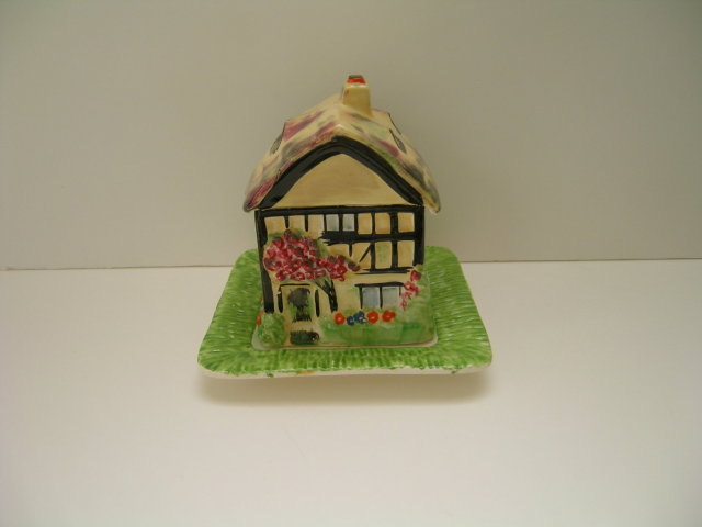 Royal Winton Cottageware Olde England Jampot/Underplate