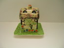 Royal Winton Cottageware Olde England Jampot/Underplate