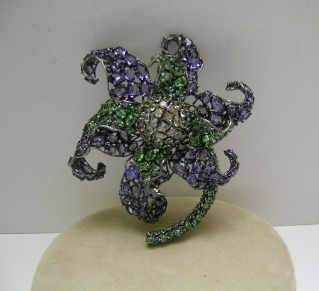 Beautiful Large Ameythist and Peridot Brooch