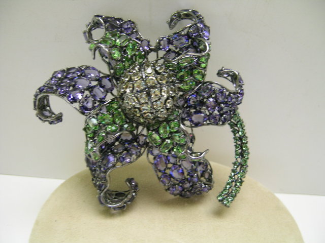 Beautiful Large Ameythist and Peridot Brooch
