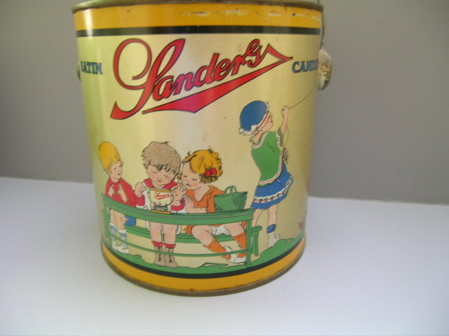 Satin Sanders Candies Tin