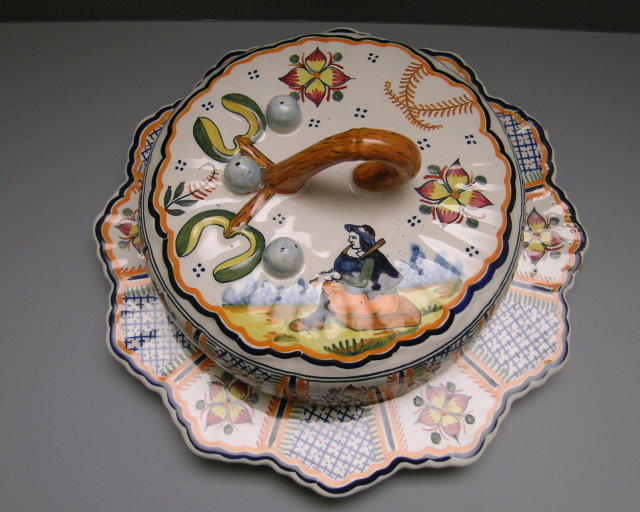 Quimper Camembert Covered Dish